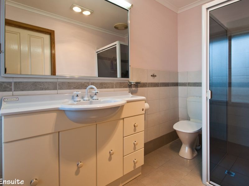 4 Mathoura Street, Sheidow Park SA 5158