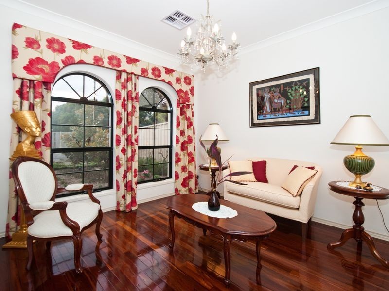 6 McQuillan Avenue, Renown Park SA 5008