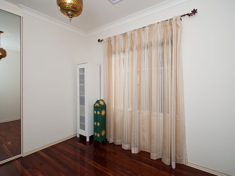 6 McQuillan Avenue, Renown Park SA 5008