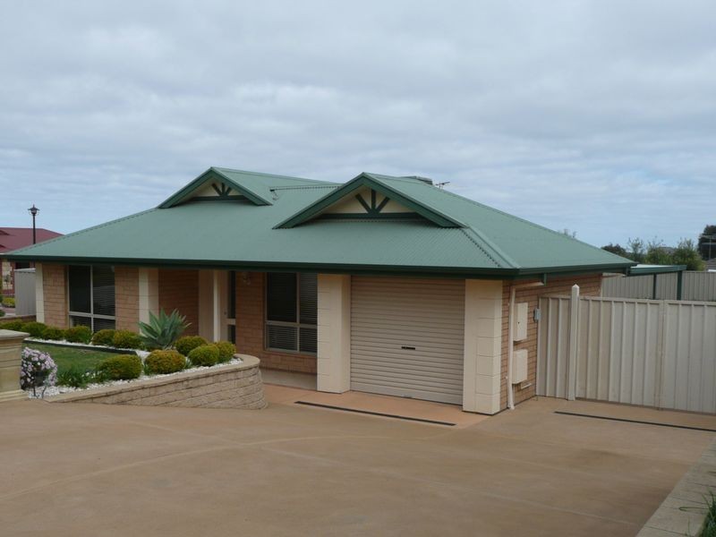 32 Carriage Avenue, Sheidow Park SA 5158