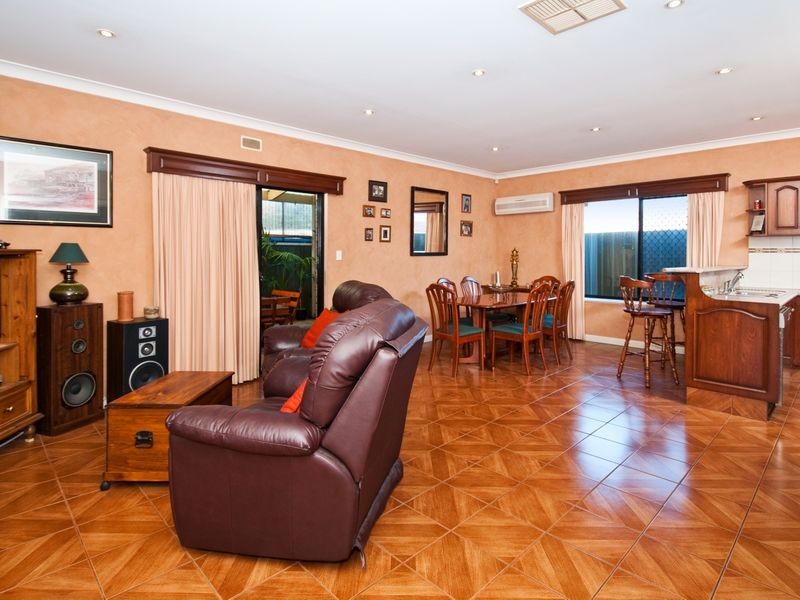 12A Ashford Road, Keswick SA 5035