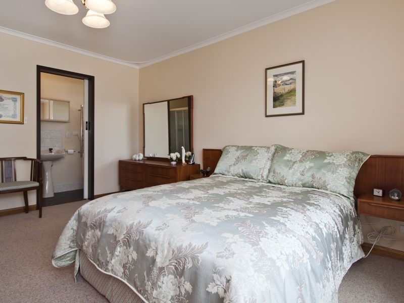 10 Myer Road, Sturt SA 5047