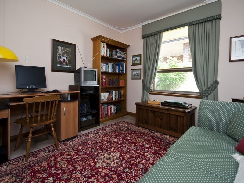 10 Myer Road, Sturt SA 5047