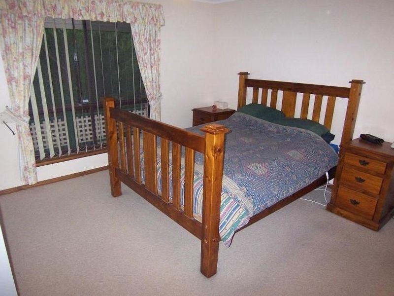 16 Apollo Drive, Hallett Cove SA 5158