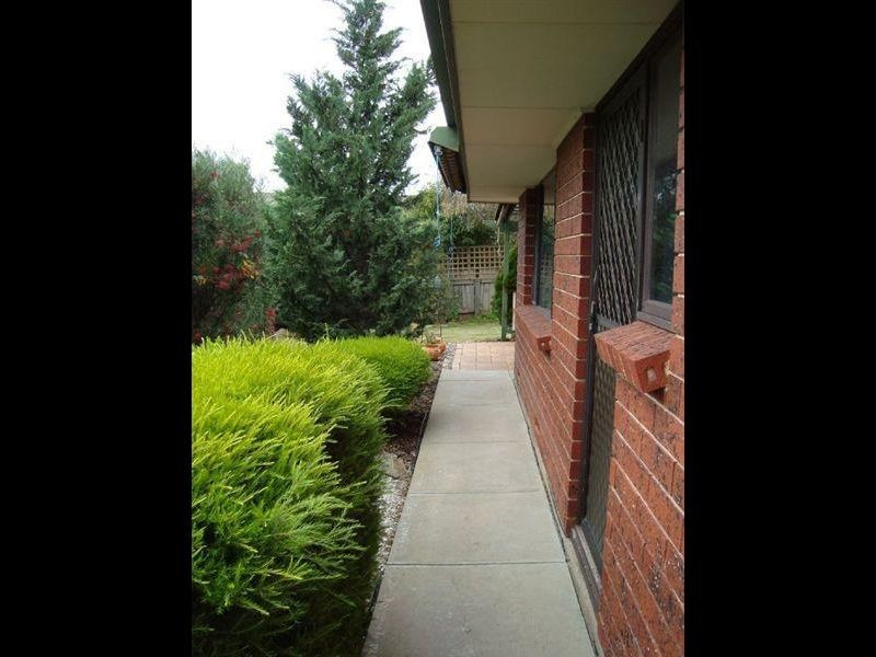 16 Apollo Drive, Hallett Cove SA 5158