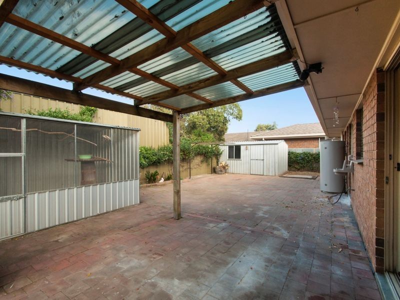 1 Walker Avenue, Clovelly Park SA 5042