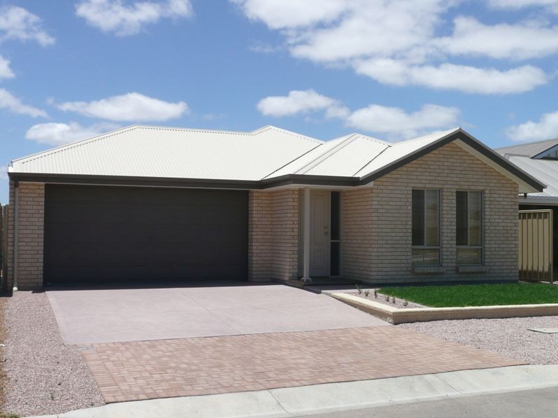 3 Aft Court (off Yarr Crescent), Seaford Meadows SA 5169