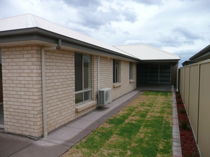 3 Aft Court (off Yarr Crescent), Seaford Meadows SA 5169