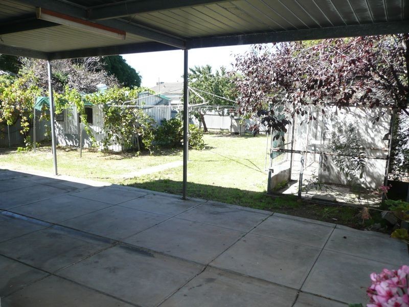 8 Bowden Grove, Oaklands Park SA 5046