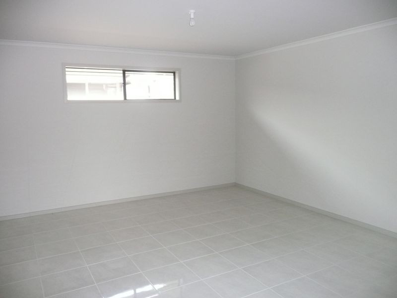 10 Miranda Place, Seaford Meadows SA 5169