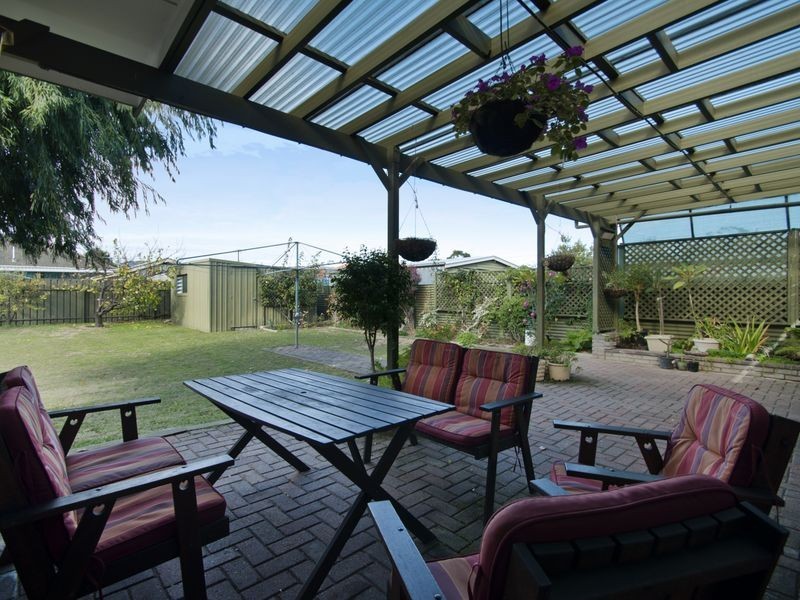 1 Finchley Street, Clovelly Park SA 5042