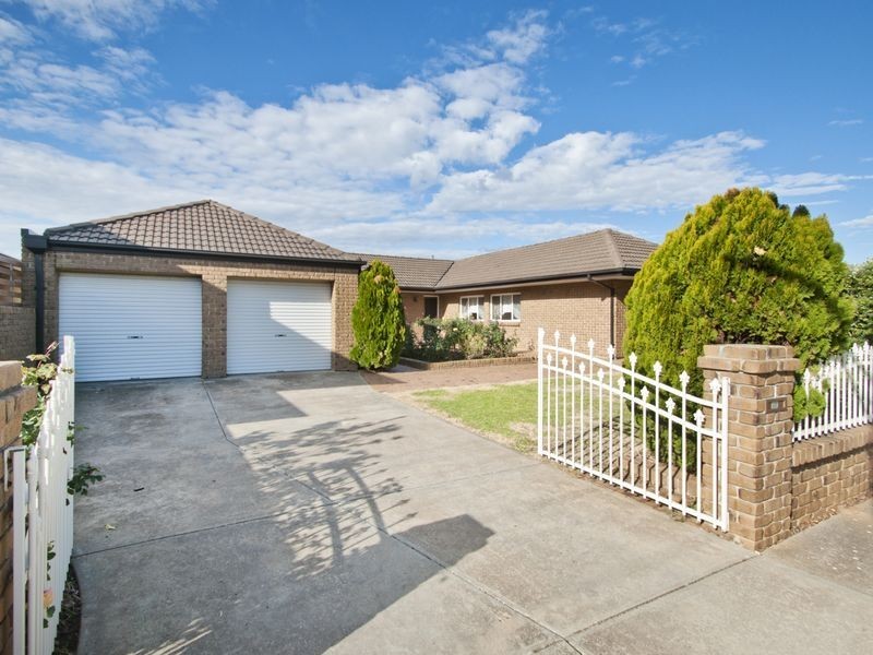 1 Finchley Street, Clovelly Park SA 5042