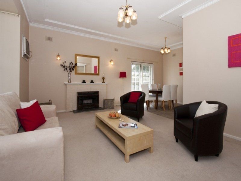 14 Dunrobin Road, Hove SA 5048