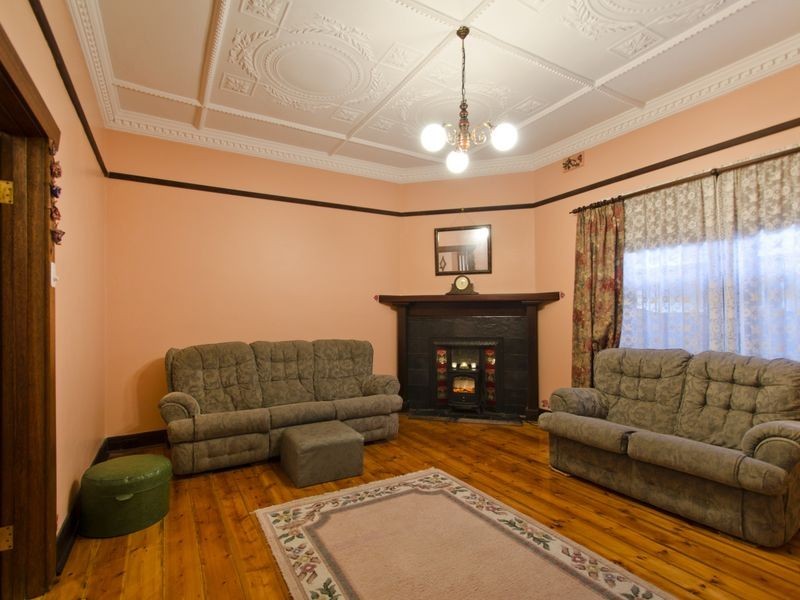 8 Russell Street, Glenelg North SA 5045