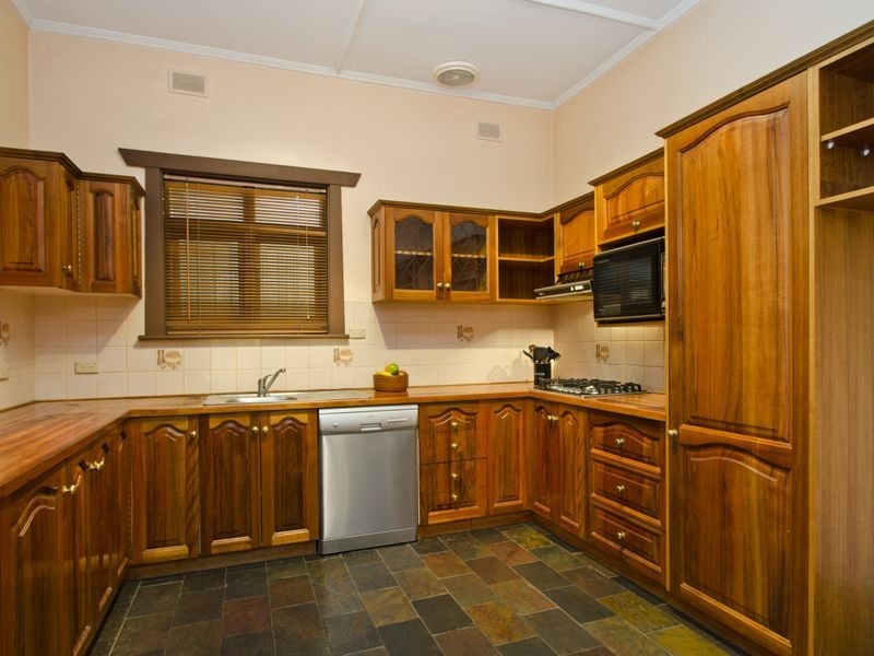8 Russell Street, Glenelg North SA 5045