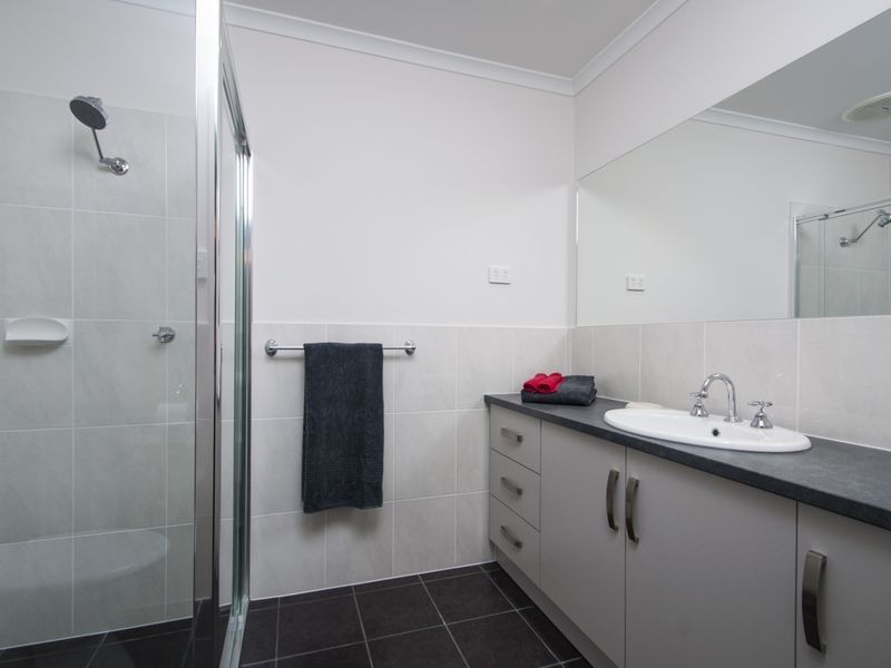 2A Parana Street, Flinders Park SA 5025