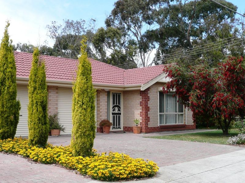 18 Inverell Avenue, Sturt SA 5047