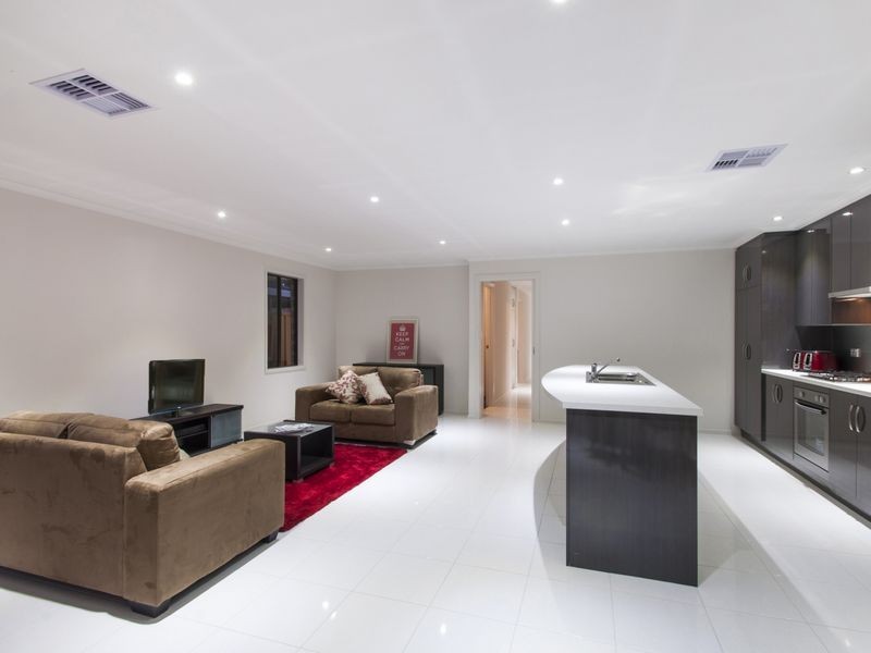 2 Parana Street, Flinders Park SA 5025