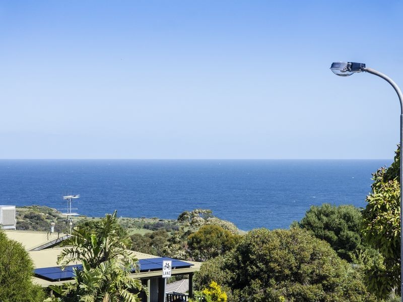 198 Perry Barr Road, Hallett Cove SA 5158
