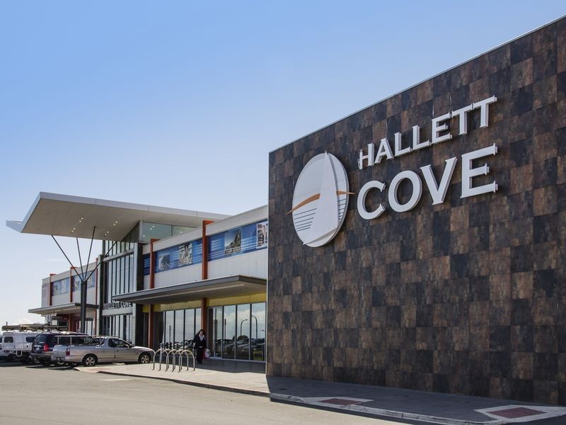 198 Perry Barr Road, Hallett Cove SA 5158