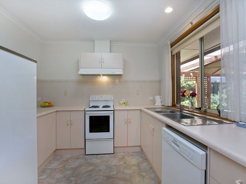 15 Dover Court, Dover Gardens SA 5048