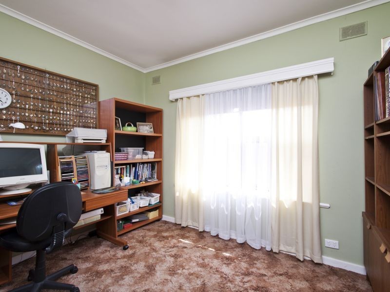 3 Egmont Avenue, Warradale SA 5046