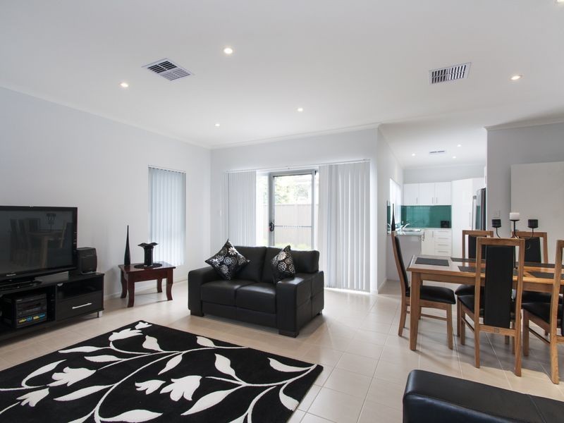 52 Fourth Avenue, Ascot Park SA 5043