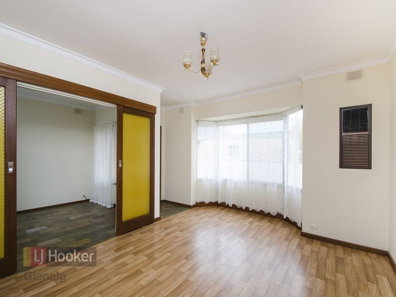 2/112 Esplanade, Semaphore SA 5019