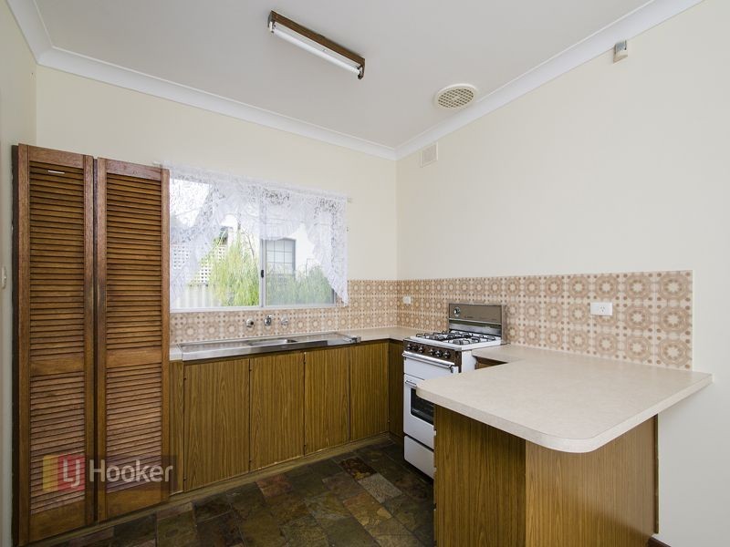 2/112 Esplanade, Semaphore SA 5019