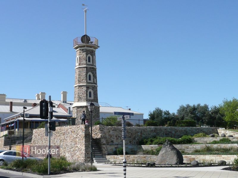 2/112 Esplanade, Semaphore SA 5019