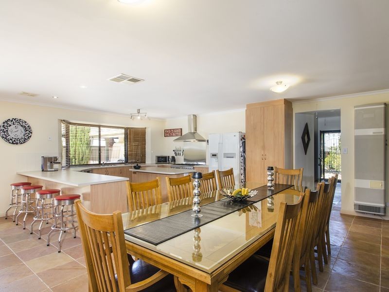 17 Tramway Crescent, Sheidow Park SA 5158