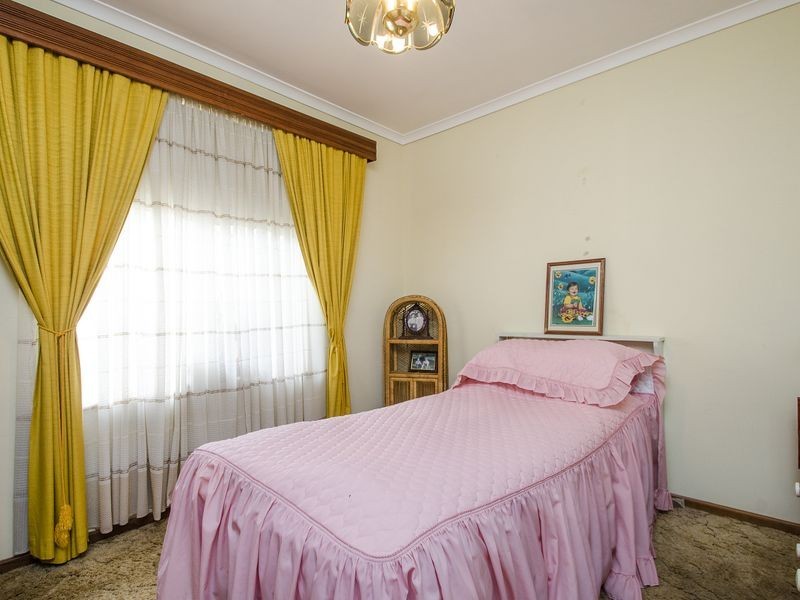 2/25 Surf Street, South Brighton SA 5048