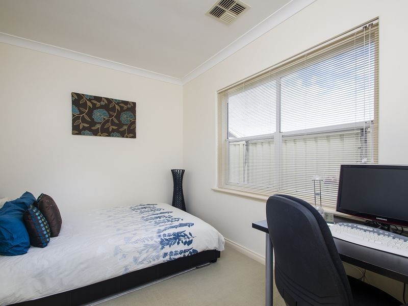 2 Bournemouth Avenue, Hove SA 5048