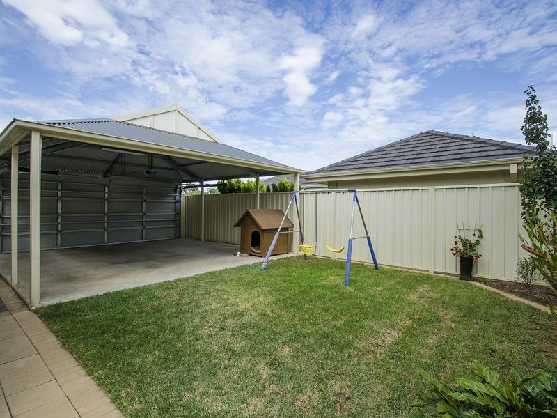 2 Bournemouth Avenue, Hove SA 5048