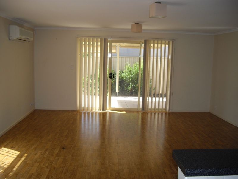 11b Burton Street, Park Holme SA 5043