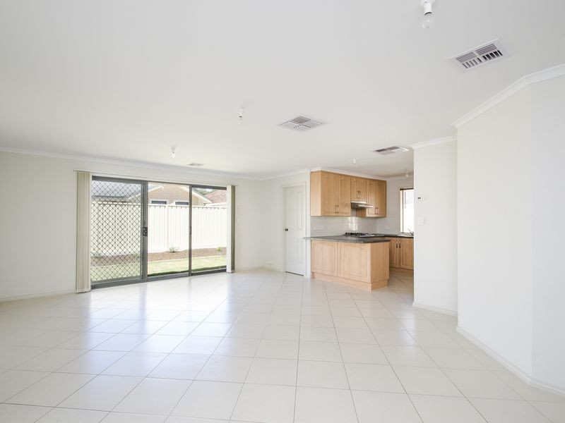 28 Sixth Avenue, Ascot Park SA 5043