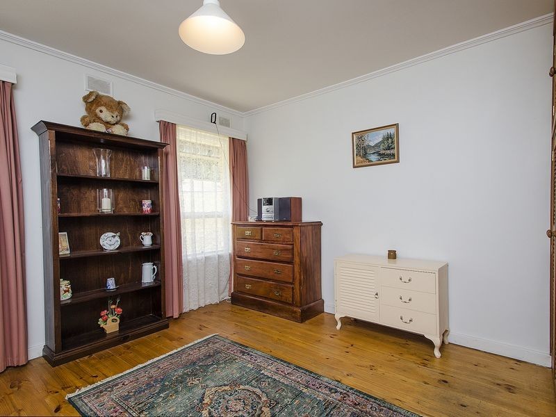 17 Kanangra Road, Seaview Downs SA 5049