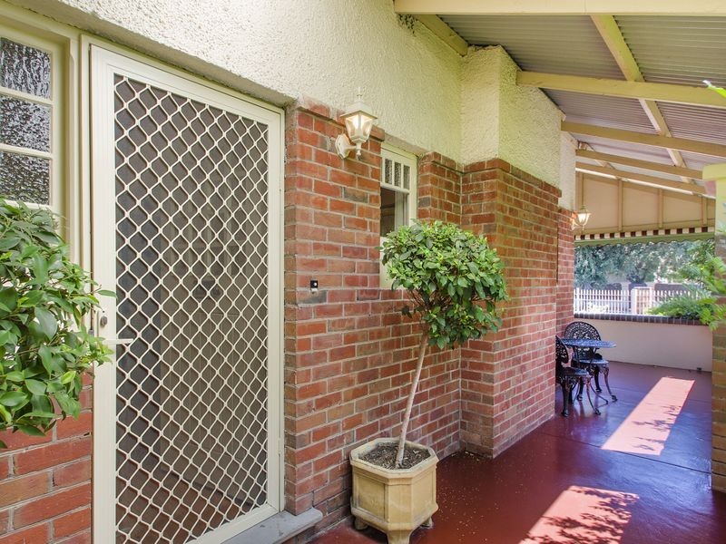 74 Moseley Street, Glenelg South SA 5045