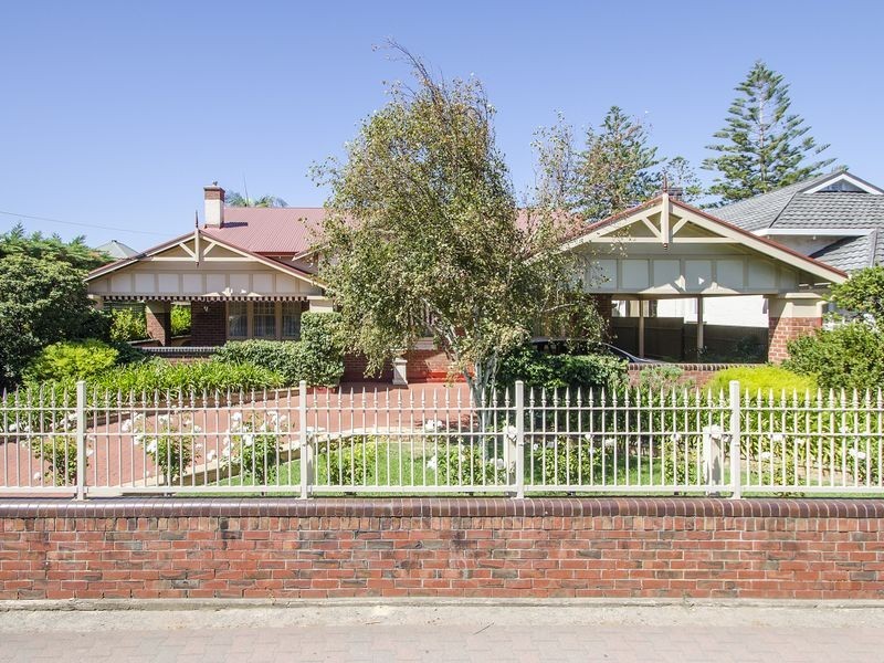 74 Moseley Street, Glenelg South SA 5045