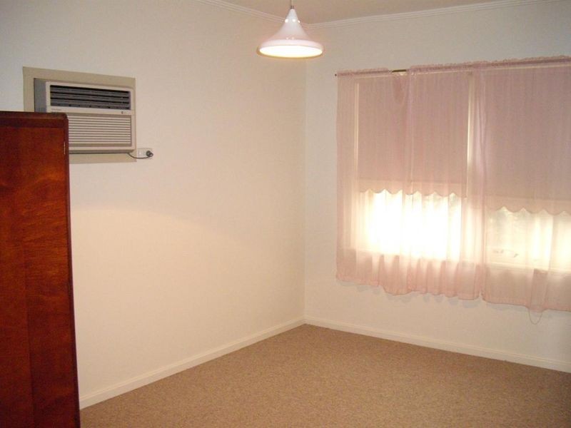 4 Bowden Grove, Oaklands Park SA 5046