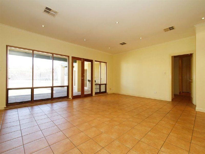 10 Counter Avenue, Lockleys SA 5032