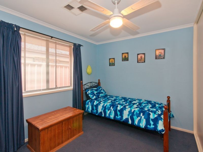 30 Mundulla Avenue, Woodcroft SA 5162