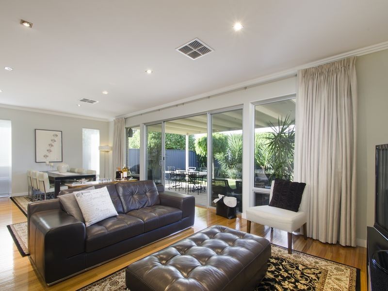 13 Wycombe Way, Glengowrie SA 5044