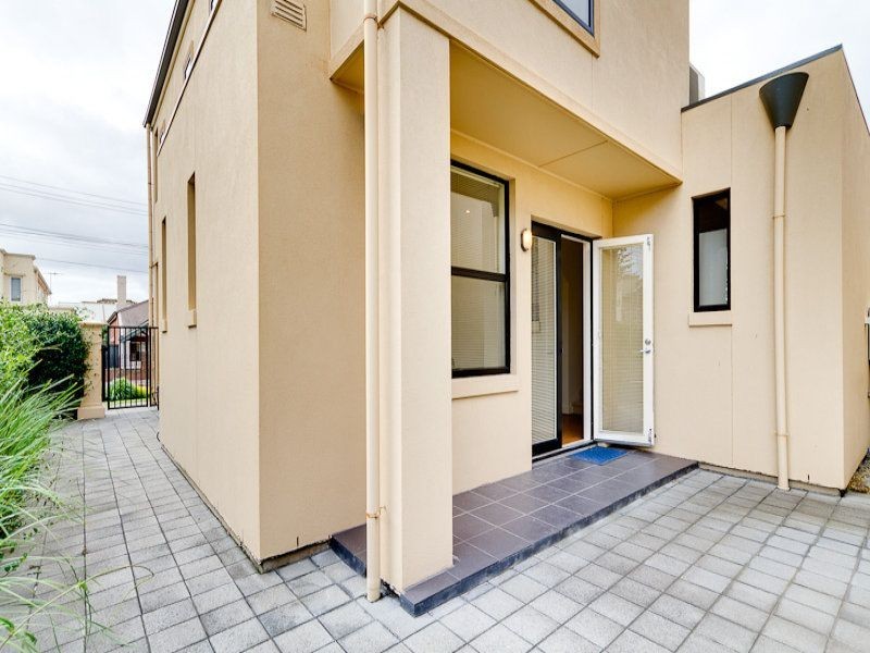42 High Street, Glenelg SA 5045