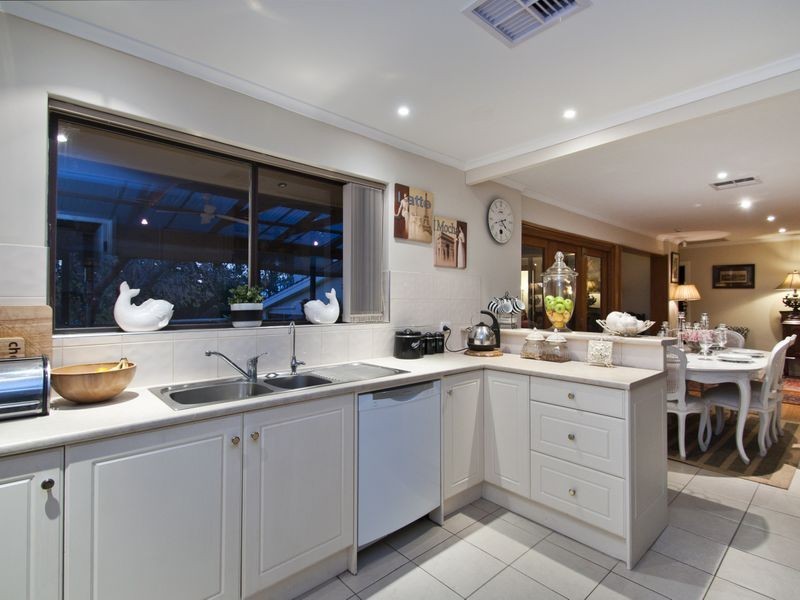 6 Bangalla Road, Seaview Downs SA 5049