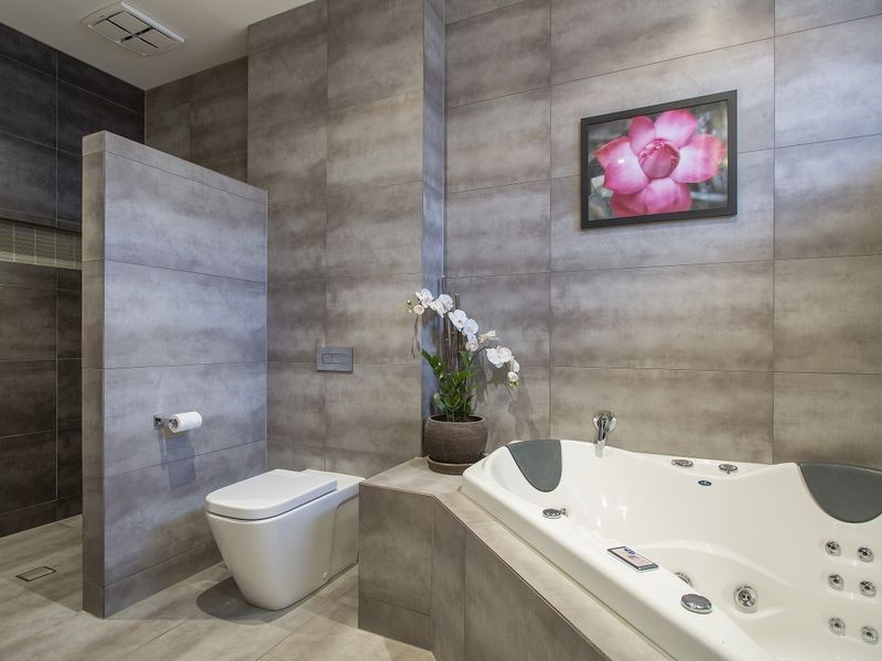 77 Gladstone Road, North Brighton SA 5048