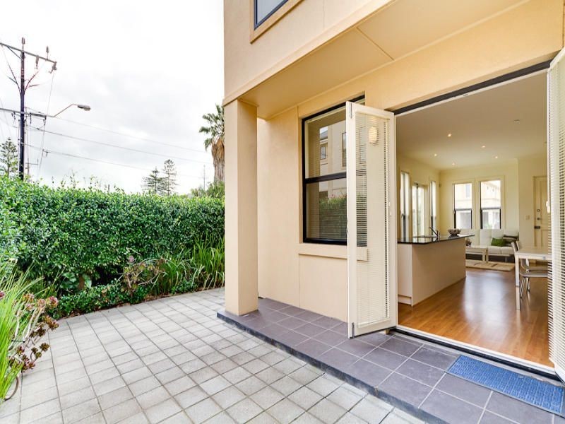 42 High Street, Glenelg SA 5045