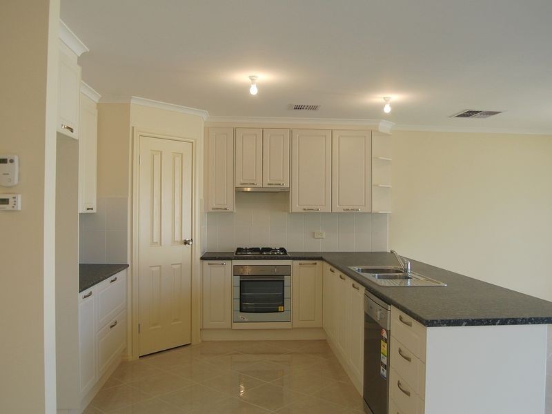 30a Sixth Avenue, Ascot Park SA 5043