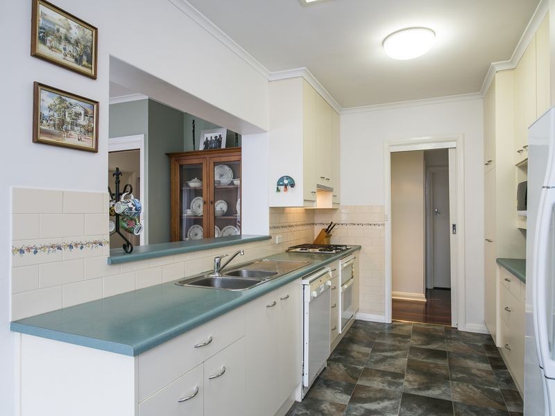 8 Wandana Avenue, Seaview Downs SA 5049