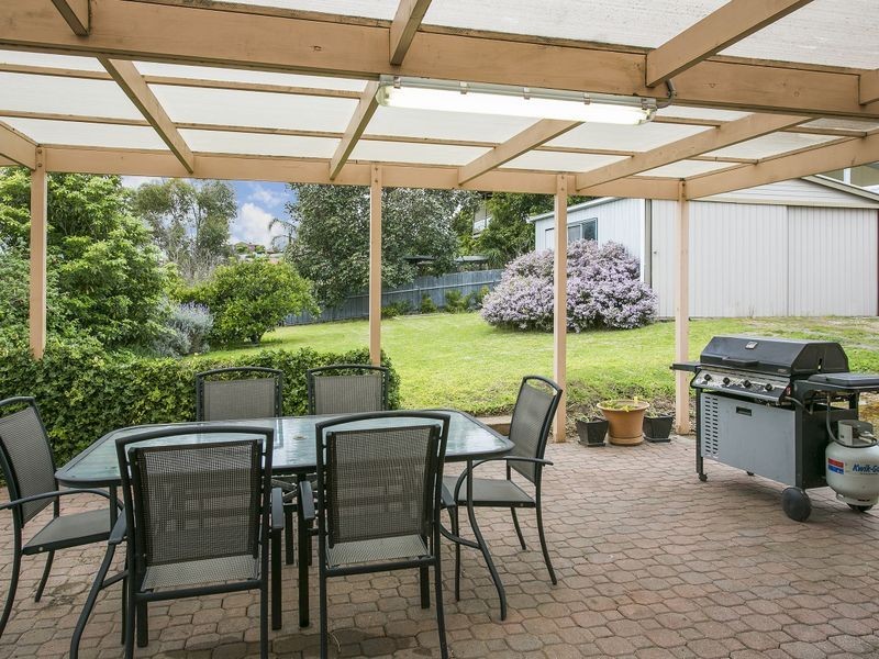 8 Wandana Avenue, Seaview Downs SA 5049